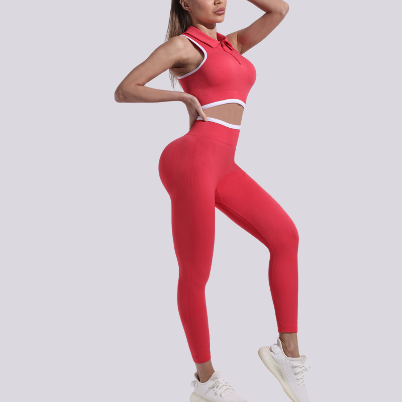 A seamless round neck sleeveless zip bra and sports pants two-piece set