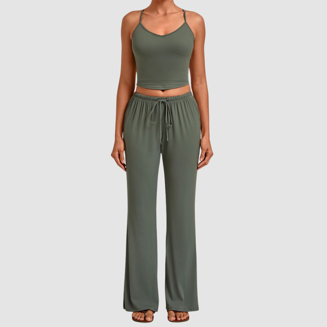Wholesale Women’s Backless Cami & Straight-Leg Pants Yoga Set