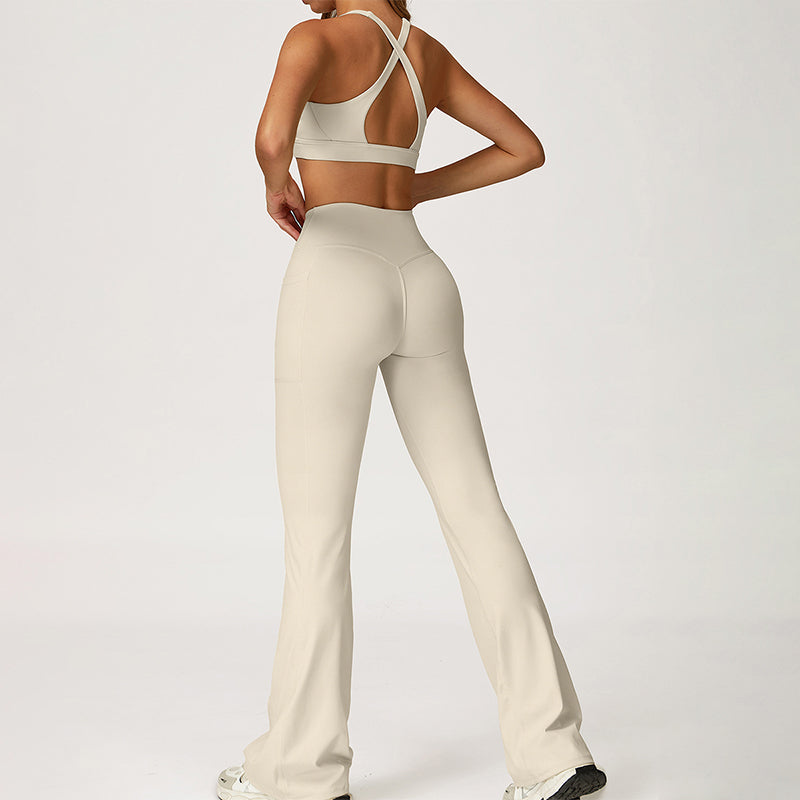 SPORTS BRA +Slim-fit athletic flare pants