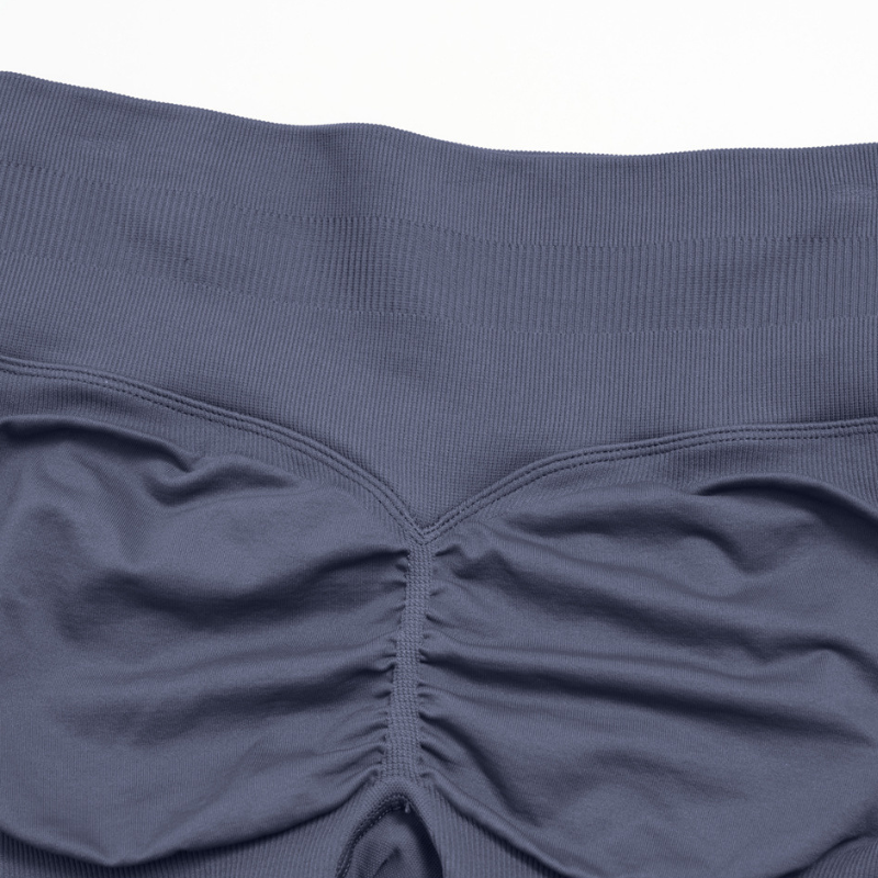 Wholesale Women's Sports Bra & Biker Shorts Set – Seamless Yoga Activewear