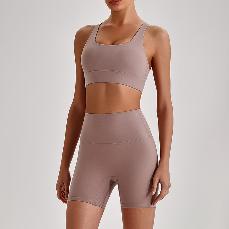 Wholesale Women's Quick-Dry Naked Feel Vest+Fitted Biker Shorts Yoga Set