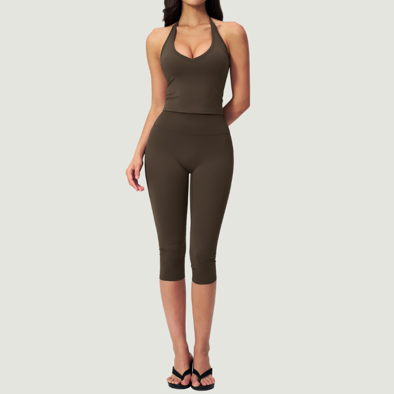 Wholesale Women's Seam-Detail Tank Top + Mid-Length Shorts Set – Butt-Lifting Yoga Gym Activewear