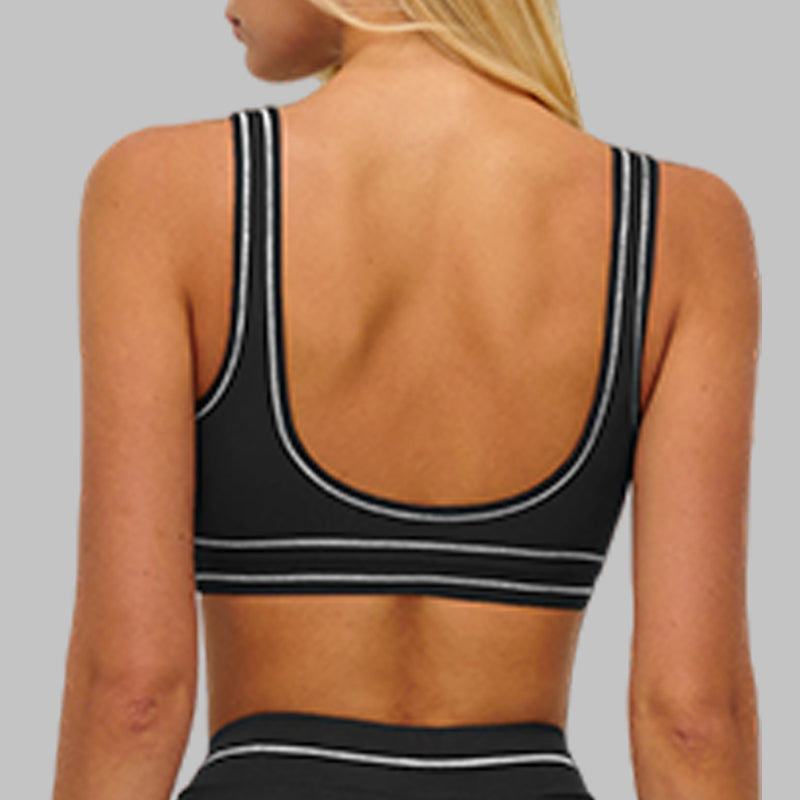 Contrasting bra with removable bra pads