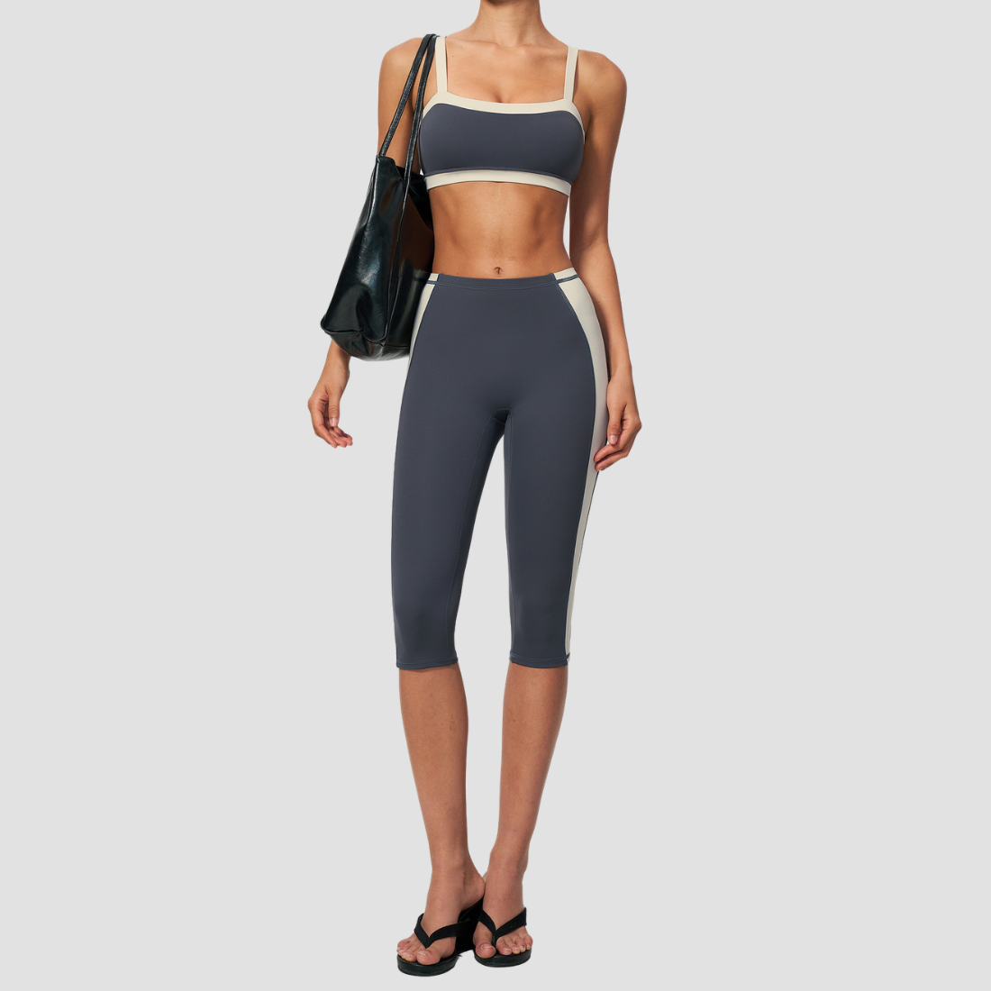 Wholesale Women's Colorblock Bare-Feel Yoga Set Sports Bra & Capri Pants