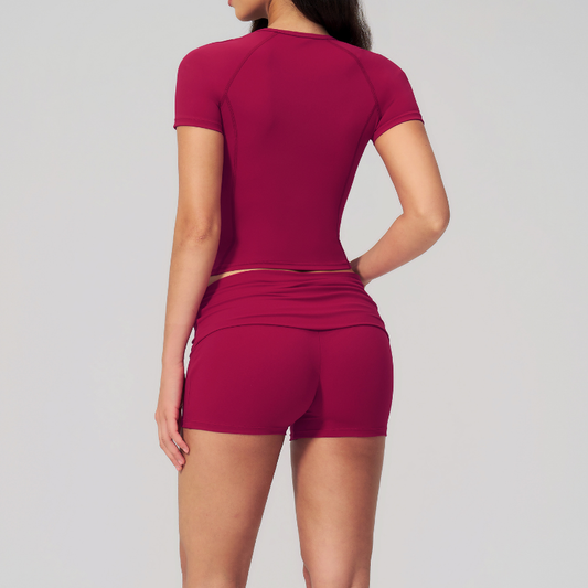 Wholesale short-sleeved tops and high-waisted fold-over shorts sets