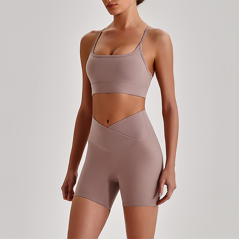 Wholesale Brushed Naked-Feel Open-Back Sports Bra & High-Waist Shorts Set – Sculpting Yoga 2-Piece