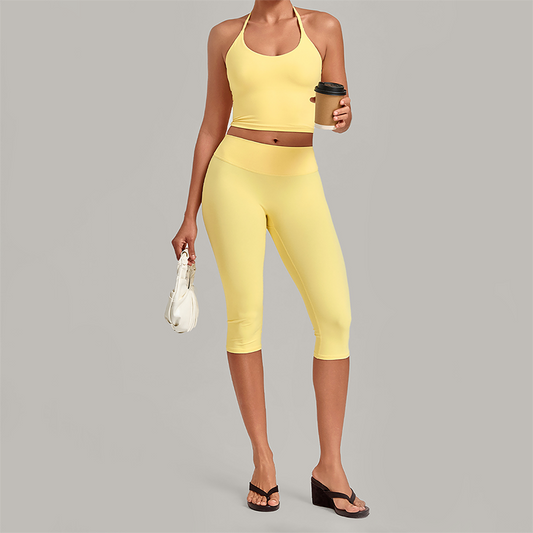 Wholesale Women's Halter Neck Yoga Set – High Elasticity Capri Pants Fitness Activewear