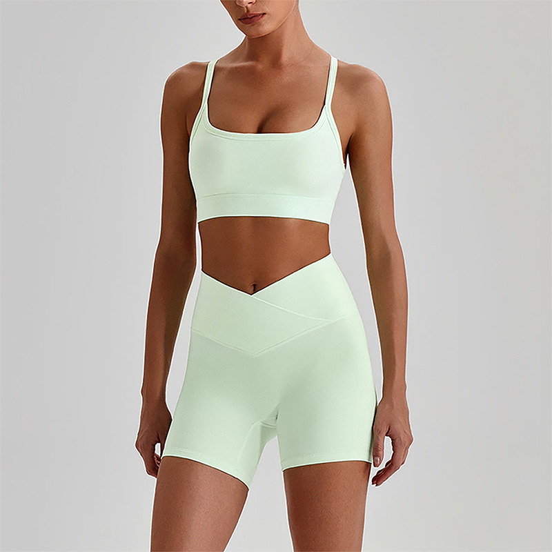 Wholesale Brushed Naked-Feel Open-Back Sports Bra & High-Waist Shorts Set – Sculpting Yoga 2-Piece