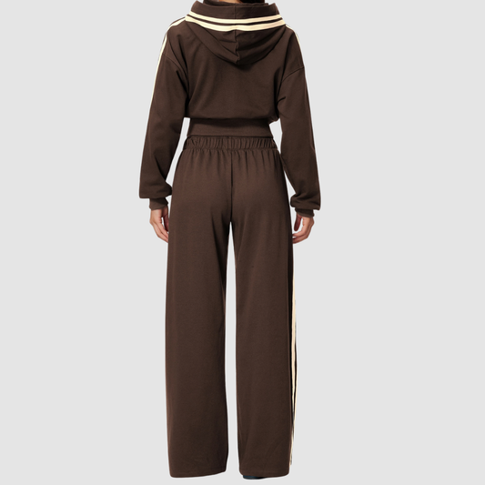 Wholesale Women's Hooded Sweatshirt and Long Sweatpants Set