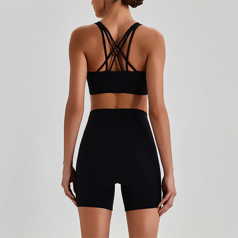 Wholesale Women's Quick-Dry Naked Feel Vest+Fitted Biker Shorts Yoga Set