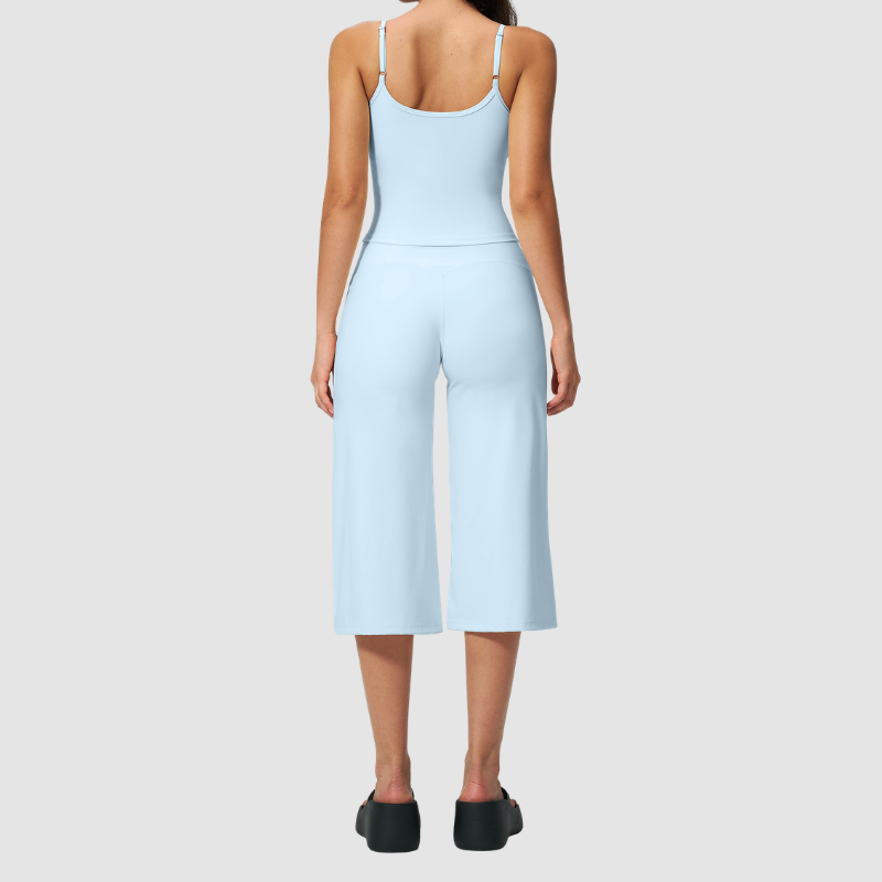 Wholesale Women's Brushed Spaghetti-Strap Tank Top & Wide-Leg Cropped Pants Set – Seam-Detail 2-Piece Yoga Set