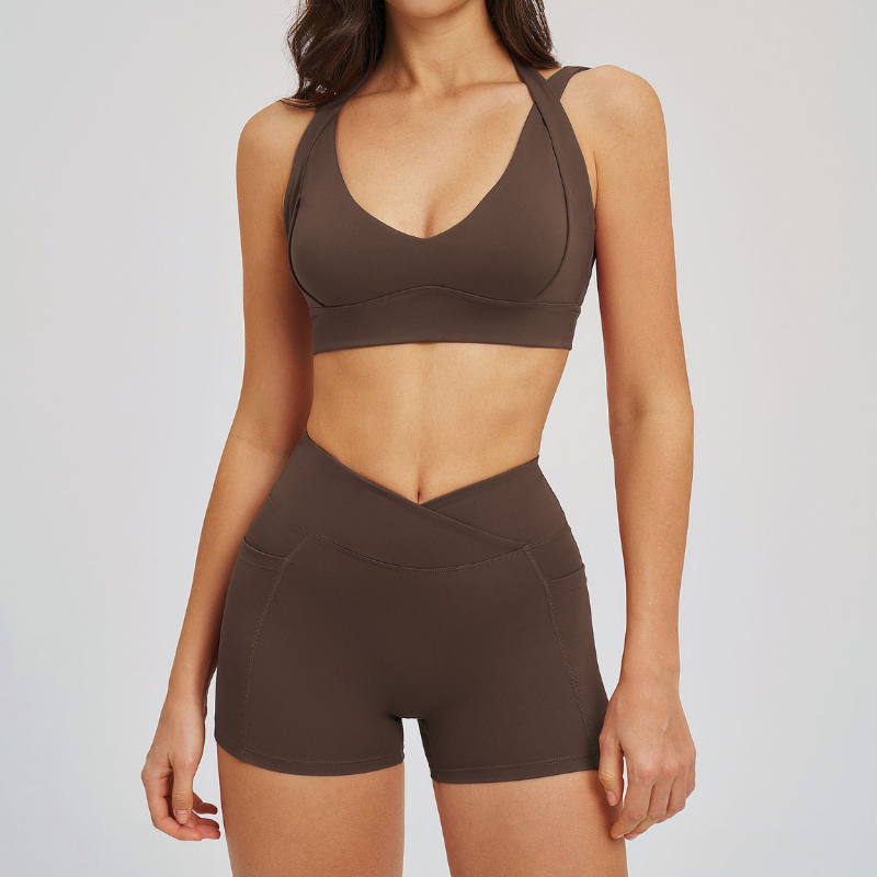 Wholesale halter-neck sports bra + shorts