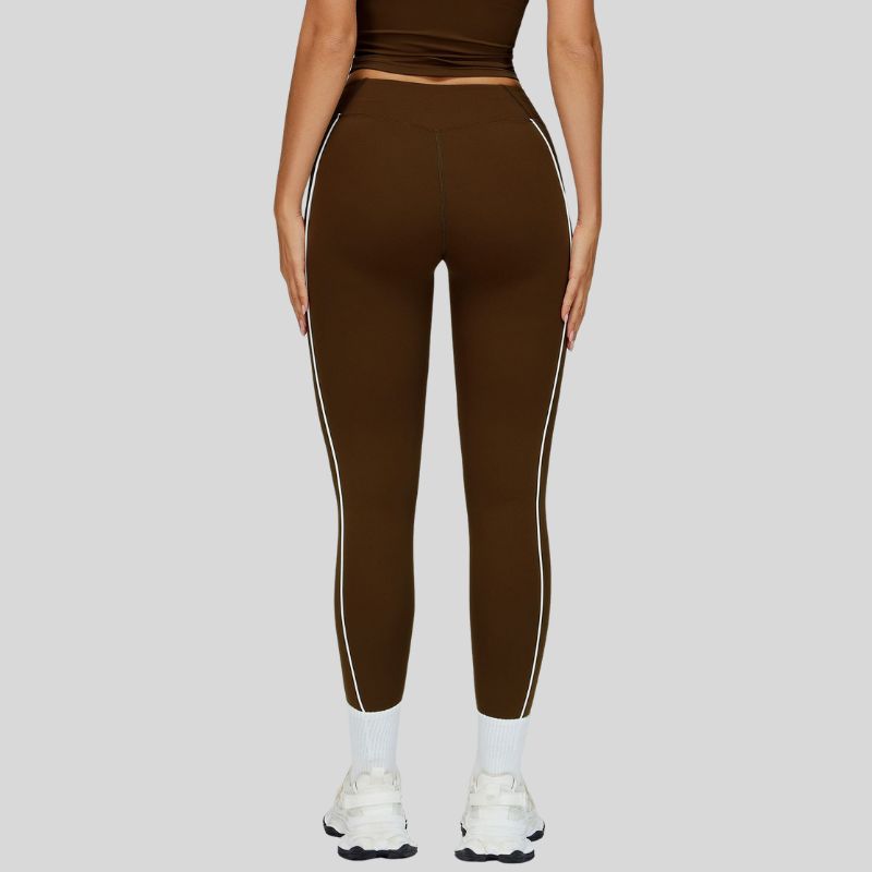 High-waisted contrasting color leggings