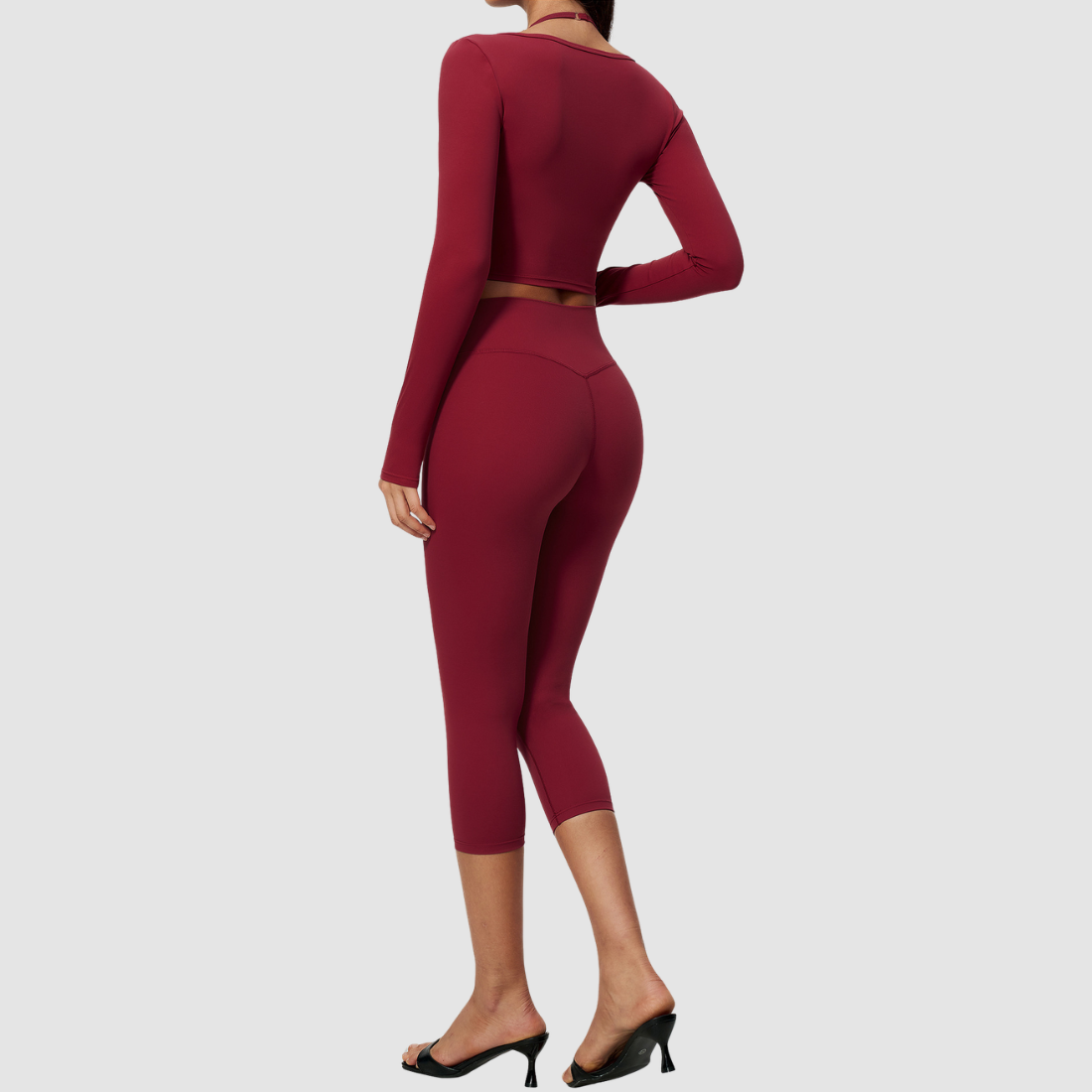 Wholesale Women's Activewear Brushed Bra, Capri Pants & Long-Sleeve 3-piece Yoga Set
