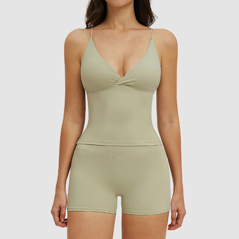 Wholesale thin-strap sports tank top + shorts 2-piece set