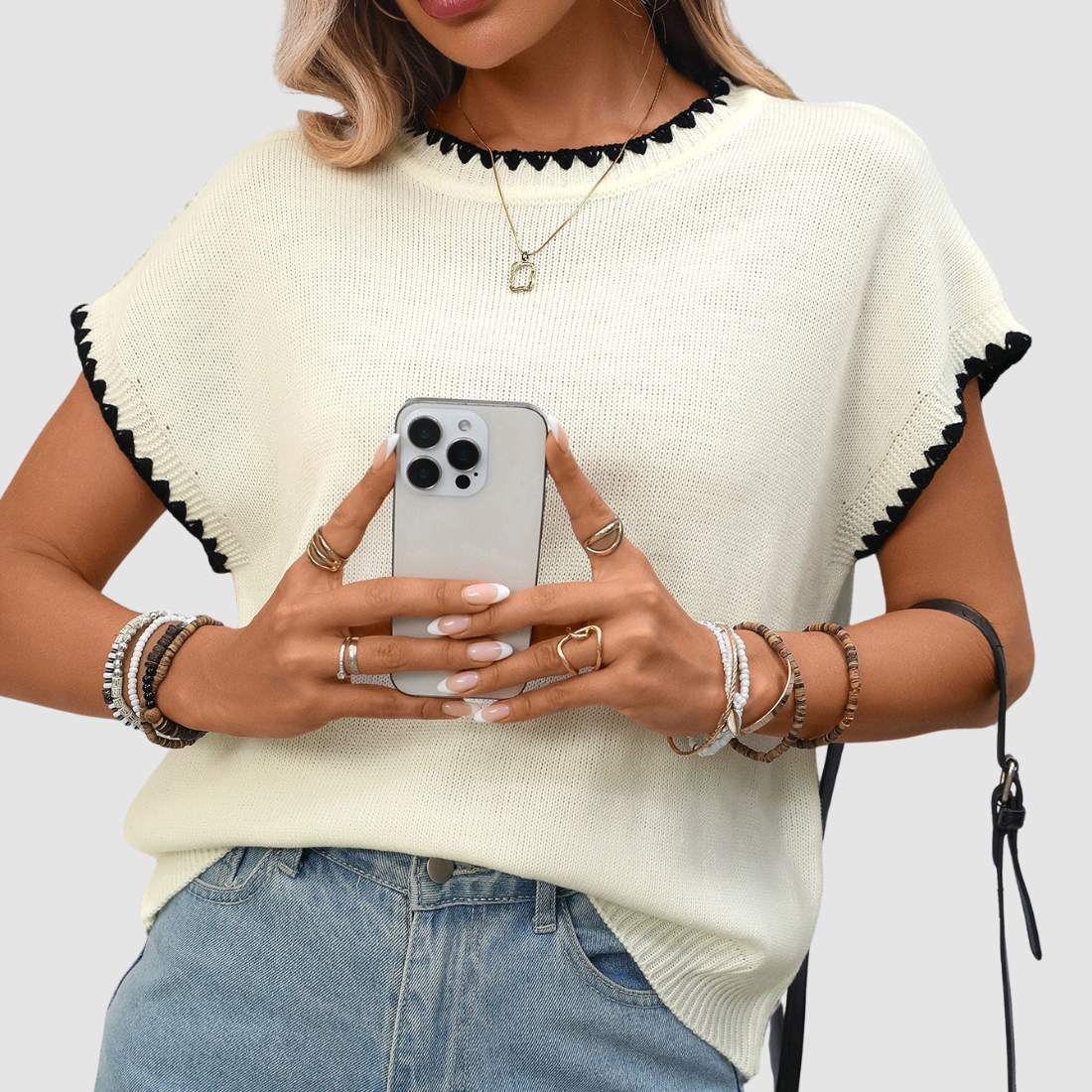 Wholesale Women's Sweaters – Crochet Round-Neck Short Sleeve Pullover