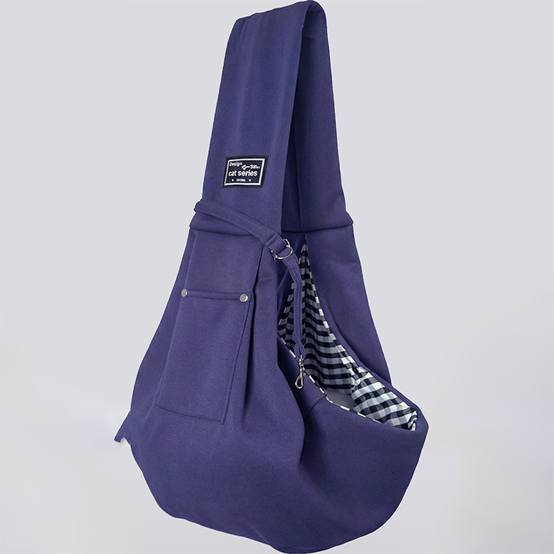 Portable breathable pet carrying bag