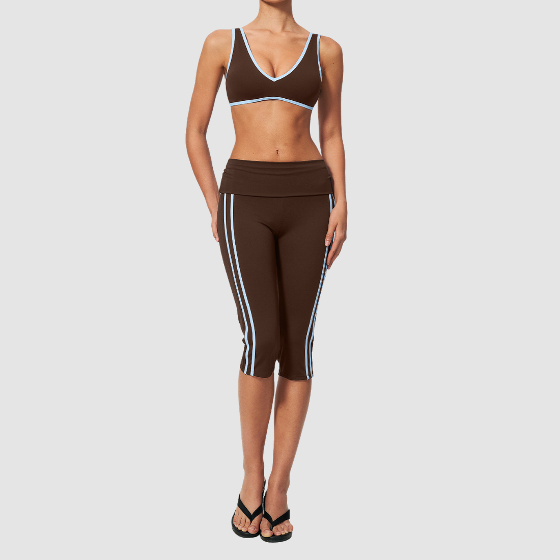 Wholesale color-blocked V-neck sports bra & striped cropped pants set