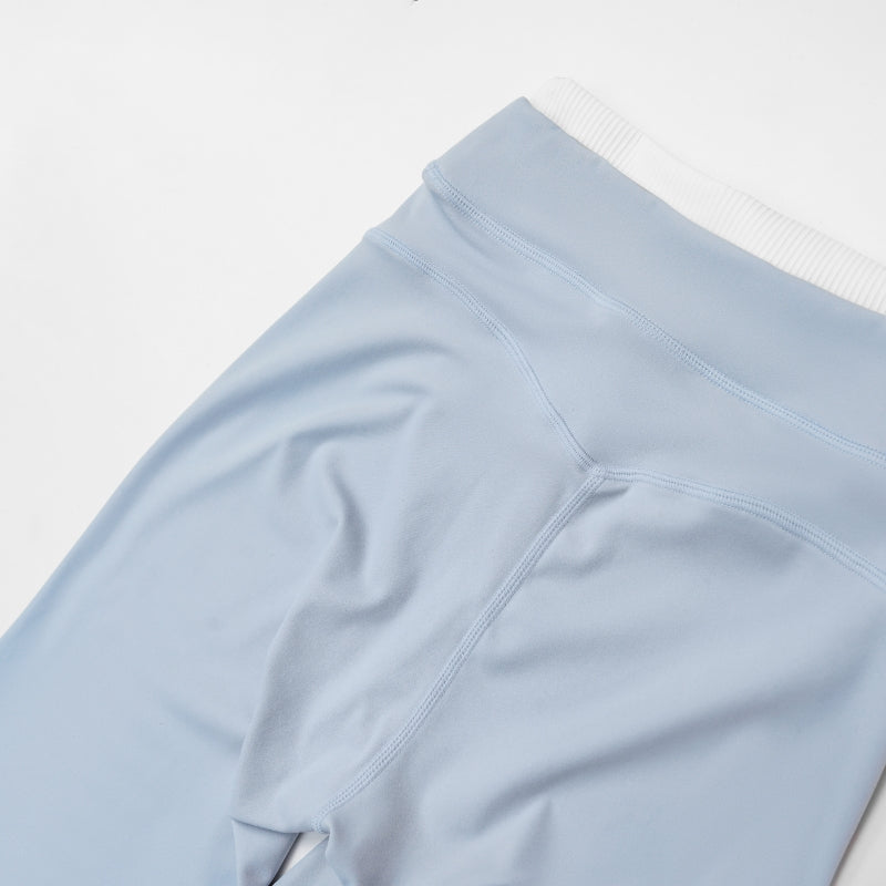 Contrast-colored sport slightly flared pants