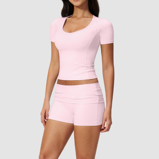 Wholesale short-sleeved tops and high-waisted fold-over shorts sets