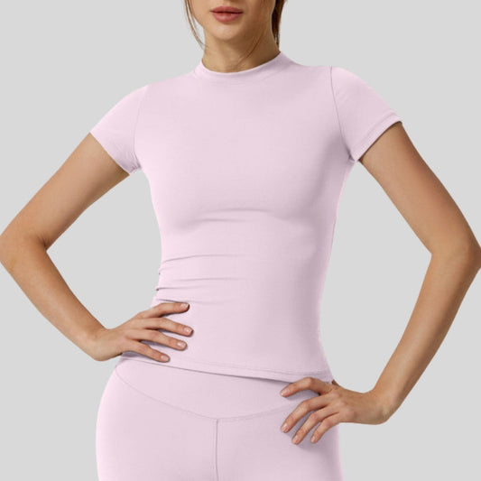 Classic Fit Short-Sleeve Slim Fit Tee