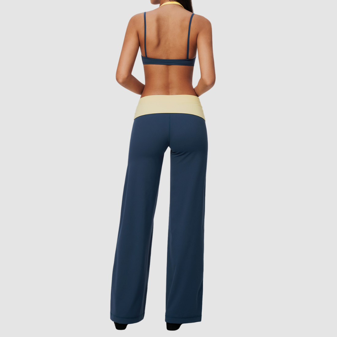 Wholesale Women’s Sports Bra & Wide-Leg Yoga Pants Set