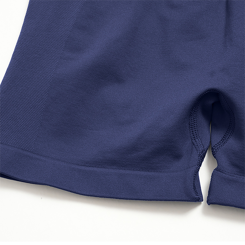Wholesale Women's Seamless Yoga Set: Halter Open-Back Sports Bra & Shorts – Quick-Dry Lycra w/ Chest Pad