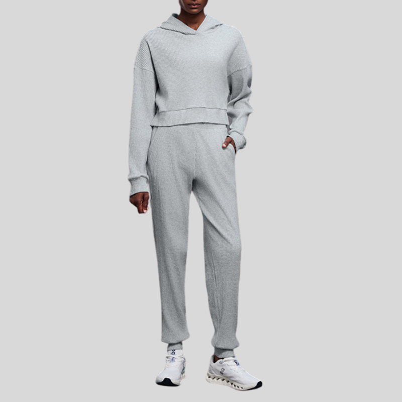 Loose-fitting sports pants + hooded sports sweatshirt two-piece set