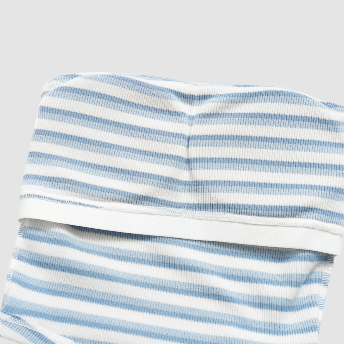 Wholesale Women's Stripe Bandeau Tank & Shorts Yoga Set