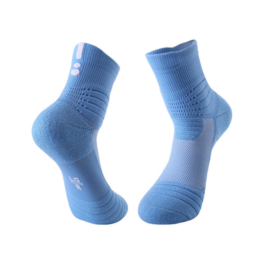 Wholesale Non-slip Outdoor Middle Socks | Wonderxfans bulk activewear