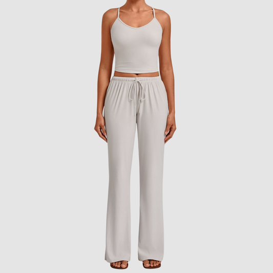 Wholesale Women’s Backless Cami & Straight-Leg Pants Yoga Set