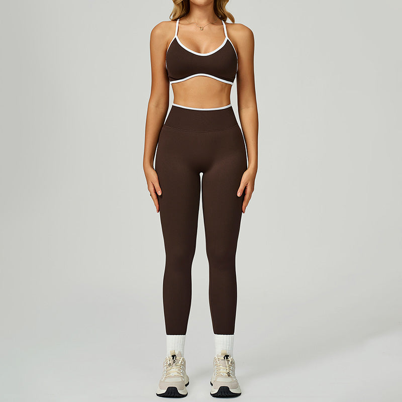 Seamless Contrasting Color Sports Bra + High-waisted leggings 2-Piece Set
