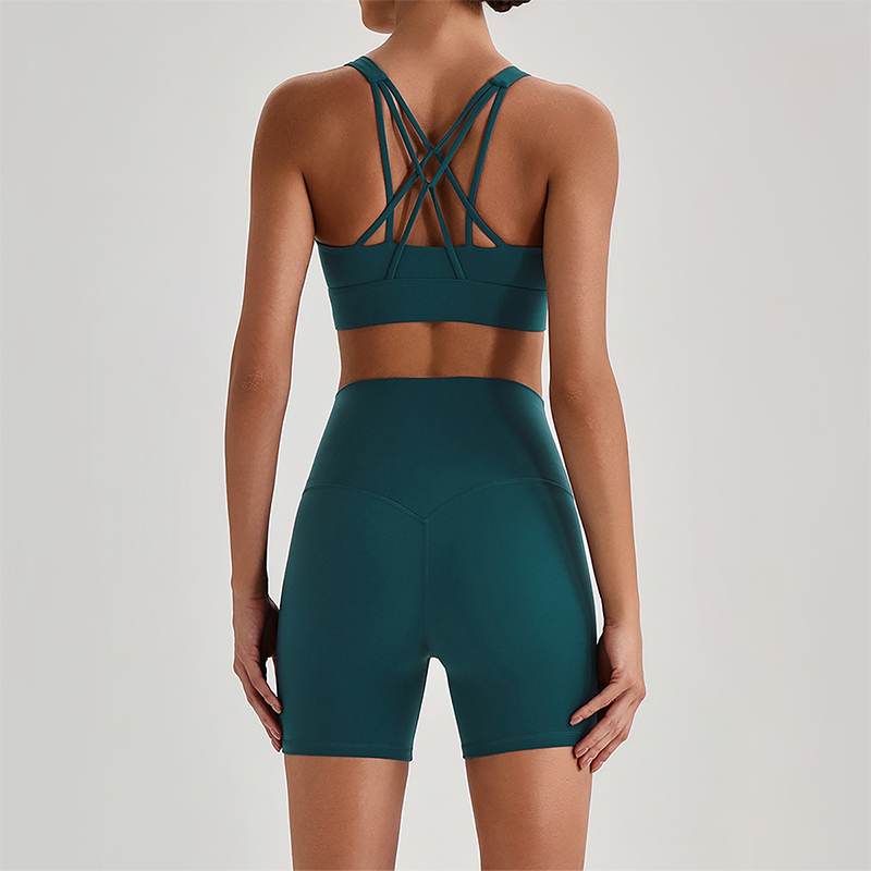 Wholesale Women's Quick-Dry Naked Feel Vest+Fitted Biker Shorts Yoga Set