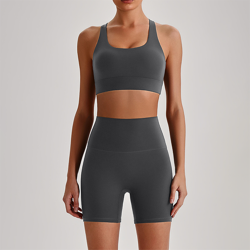Wholesale Women's Quick-Dry Naked Feel Vest+Fitted Biker Shorts Yoga Set