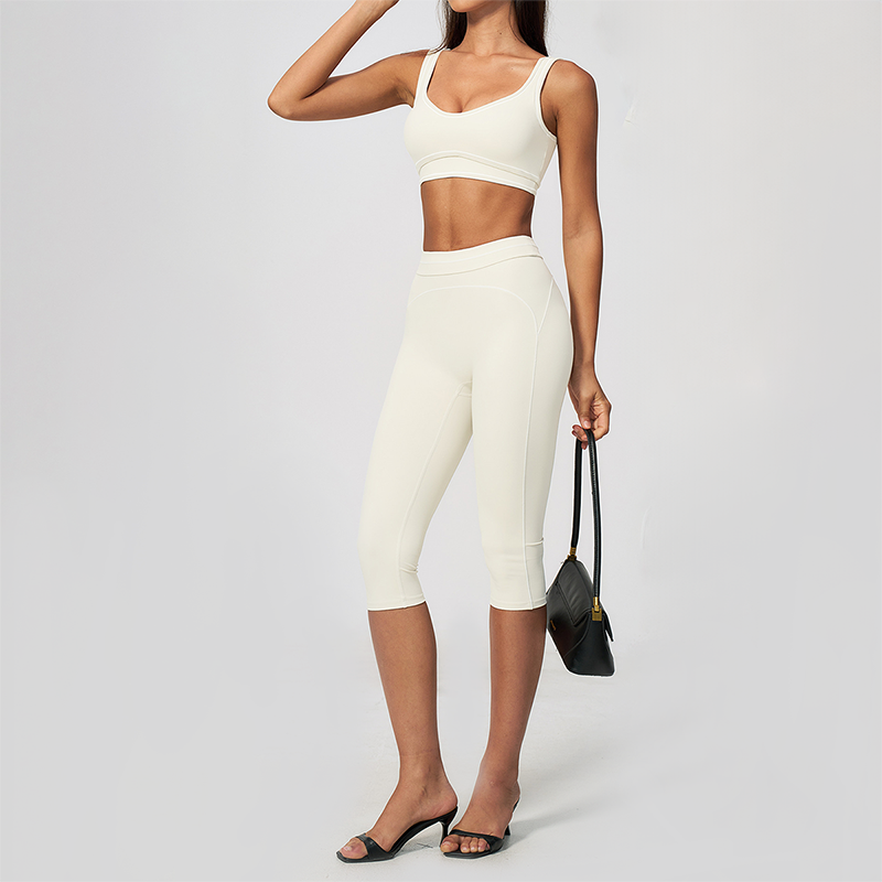 Wholesale Women's Colorblock Brushed Yoga Set: Sports Bra & Biker Shorts