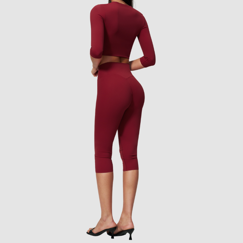 Wholesale Women's 3/4 Sleeve Crop Top & High-waisted Mid-Length Leggings Set