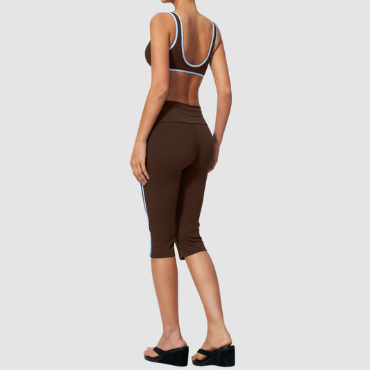 Wholesale color-blocked V-neck sports bra & striped cropped pants set