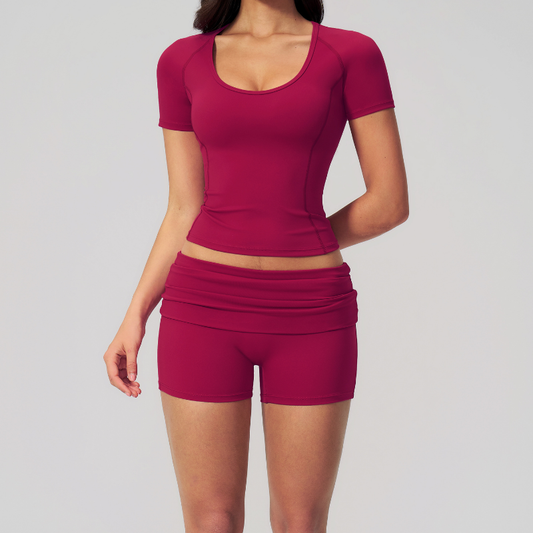 Wholesale short-sleeved tops and high-waisted fold-over shorts sets