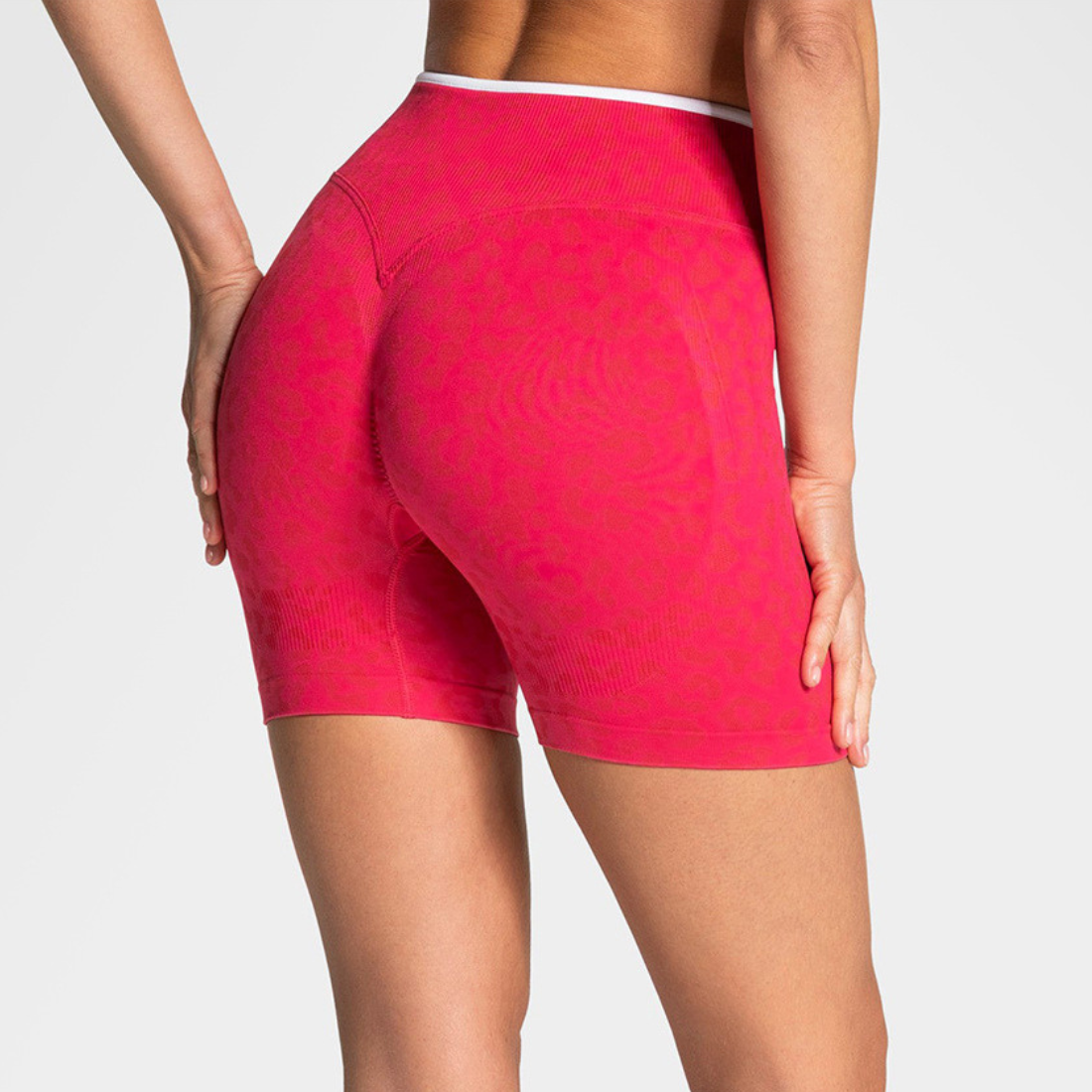 Wholesale Women's Seamless Leopard Print High-Waist Yoga Shorts