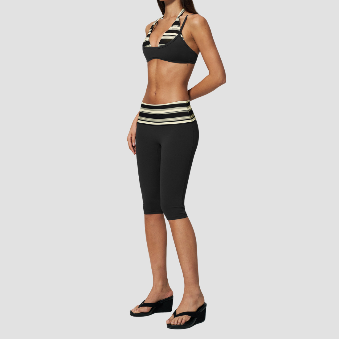 Wholesale Women's Polka Dot & Stripe Yoga Set Halter Neck Sports Bra & Capri Pants w/ Chest Pad