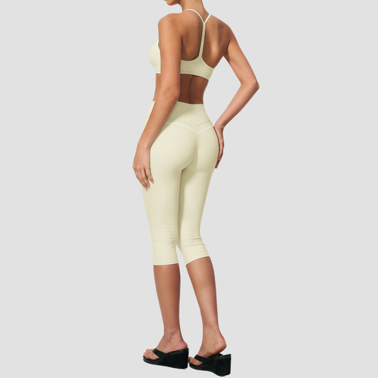 Wholesale Women's Colorblock Yoga Set: Sports Bra & Capri Pants – Tummy Control Butt Lift