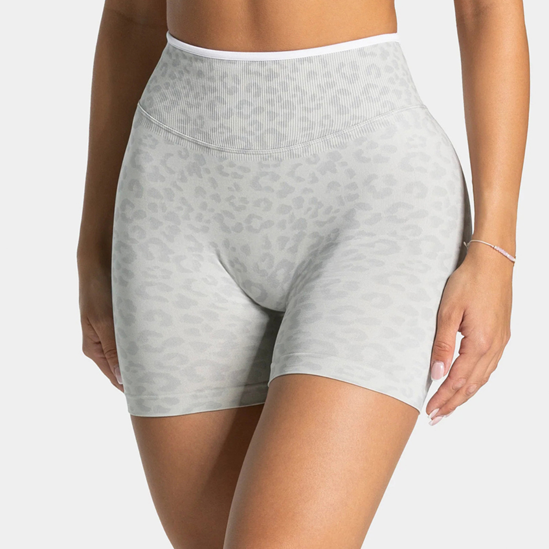 Wholesale Women's Seamless Leopard Print High-Waist Yoga Shorts
