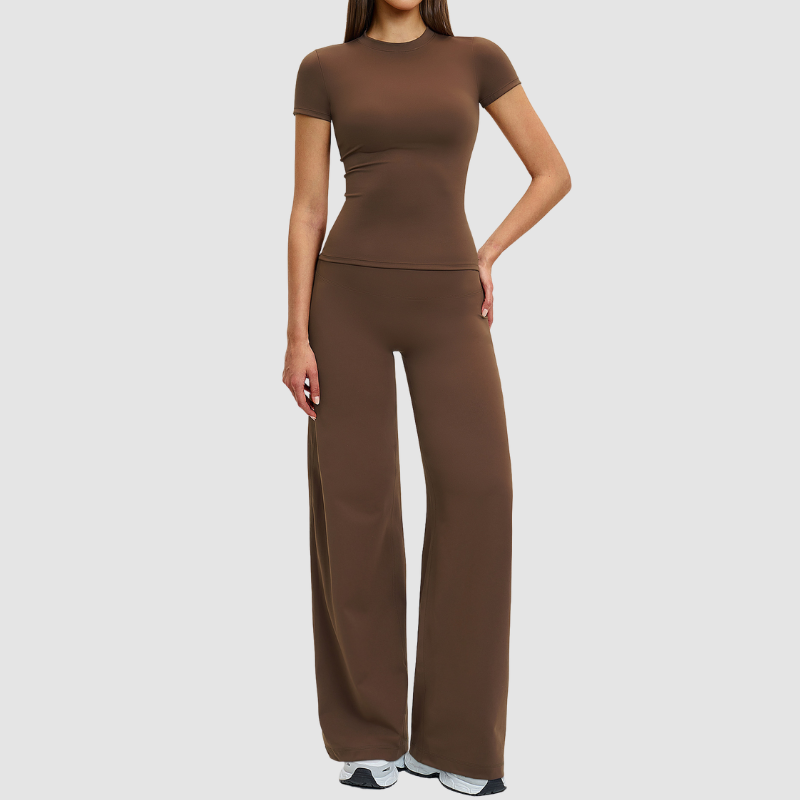 Wholesale fitted short-sleeved top + loose wide-leg pants