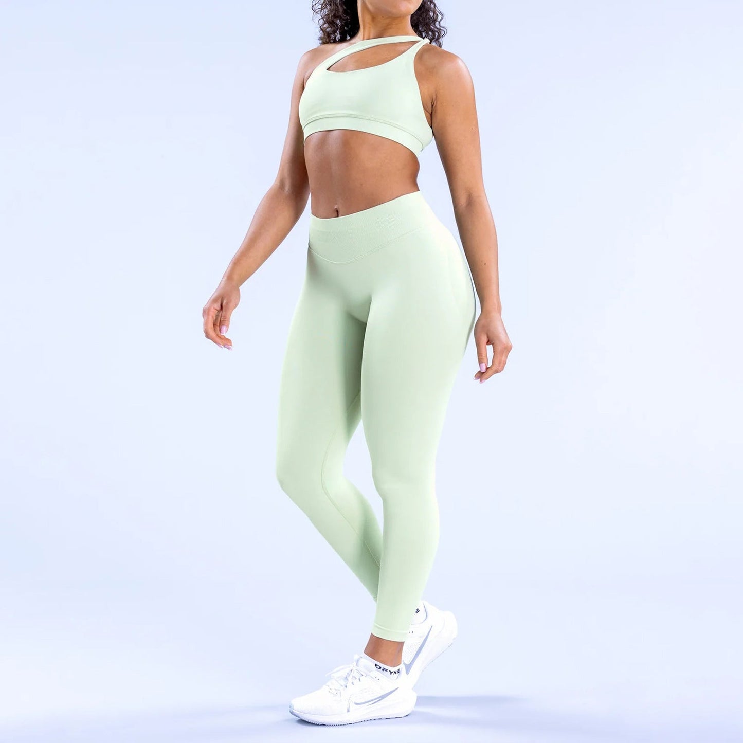 Slanted shoulder Sports Bra + High-waisted leggings 2-Piece Set