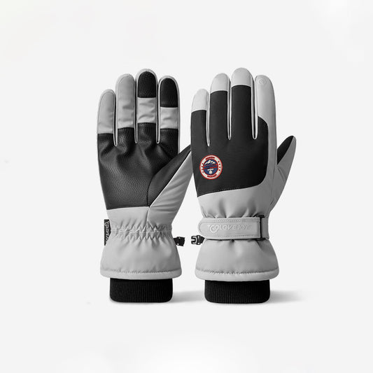 Wholesale Winter skiing and cycling gloves | Wonderxfans bulk activewear