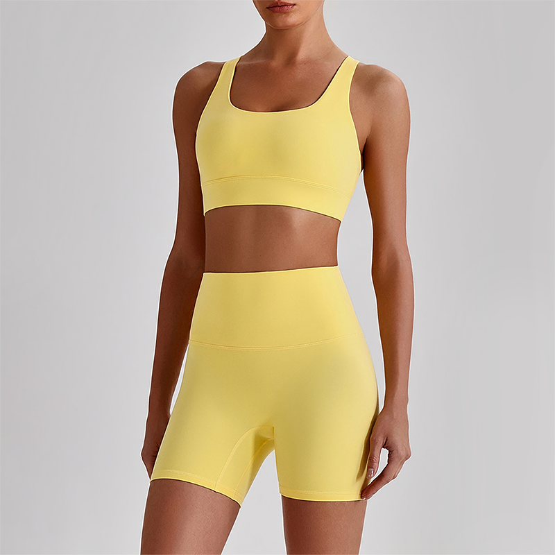 Wholesale Women's Quick-Dry Naked Feel Vest+Fitted Biker Shorts Yoga Set