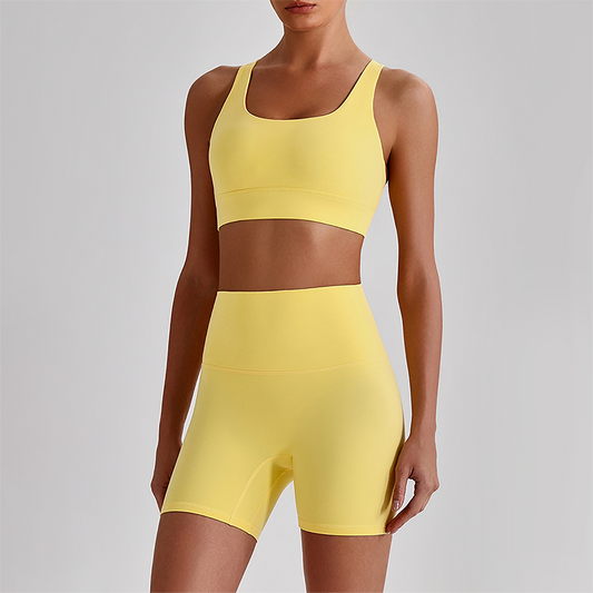 Wholesale Women's Quick-Dry Naked Feel Vest+Fitted Biker Shorts Yoga Set