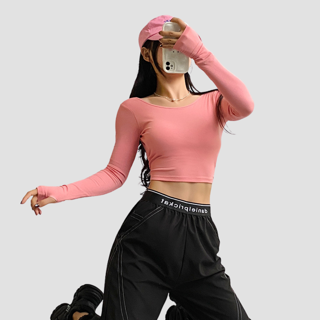 Wholesale Women's Crop Open Back Yoga Long Sleeve Top – Quick-Dry Fitness with Chest Pad