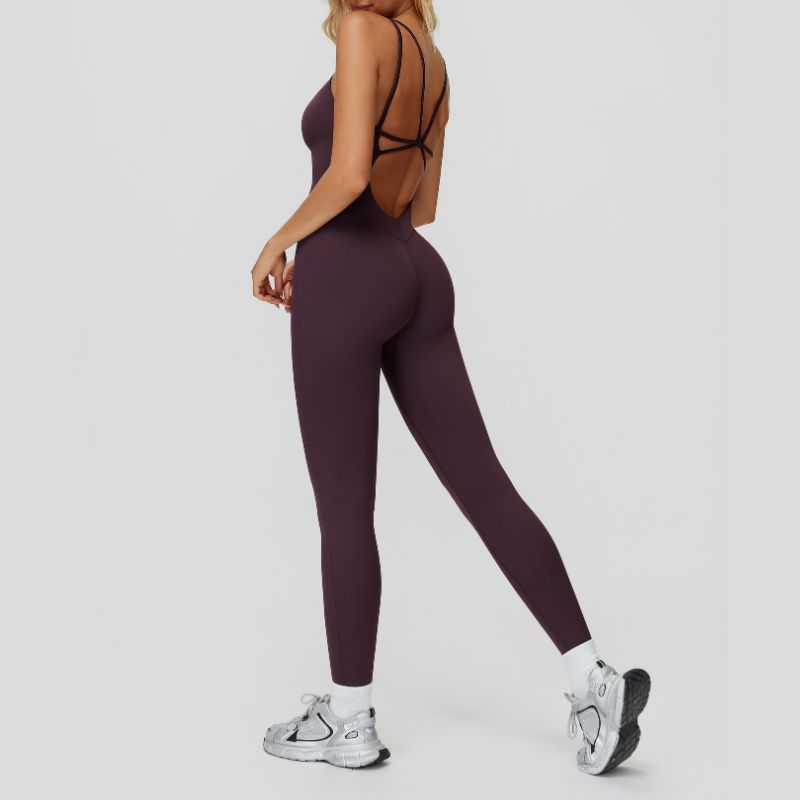 Slimming jumpsuit with cutout back