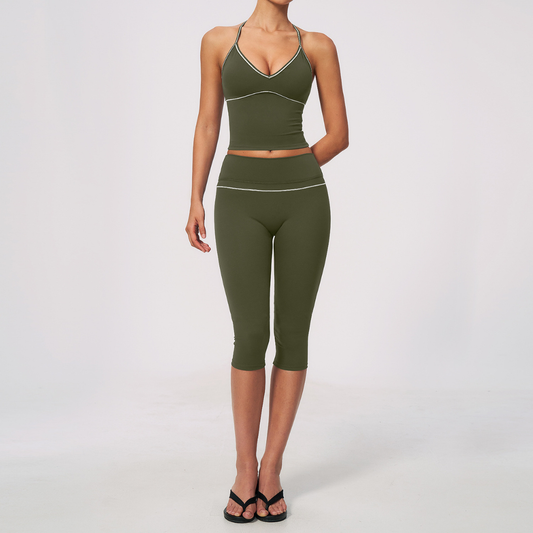 Wholesale Women's Brushed Yoga Set: Cross-Back Bra & Capri Pants – Colorblock Tummy Control